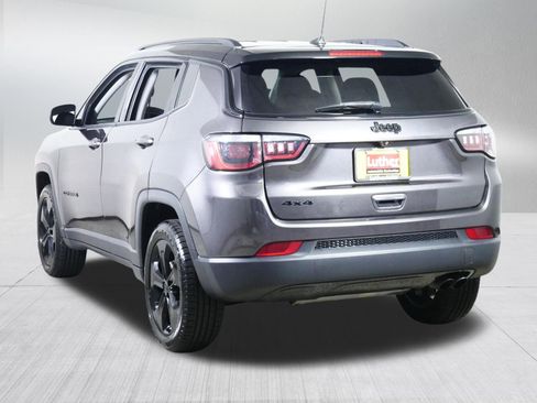 Used 2019 Jeep Compass Latitude AWD/4WD image 5