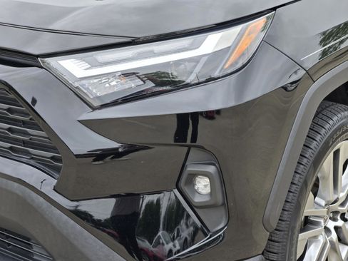 Used 2023 Toyota RAV4 XLE Premium FWD image 35