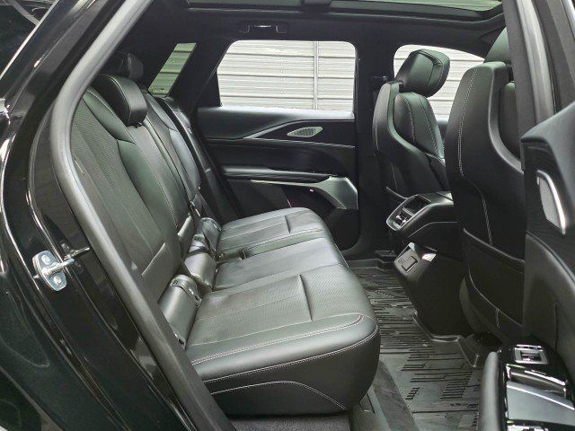 Used 2024 Cadillac Lyriq Sport w/ LPO, Floor Liner Package AWD/4WD image 18