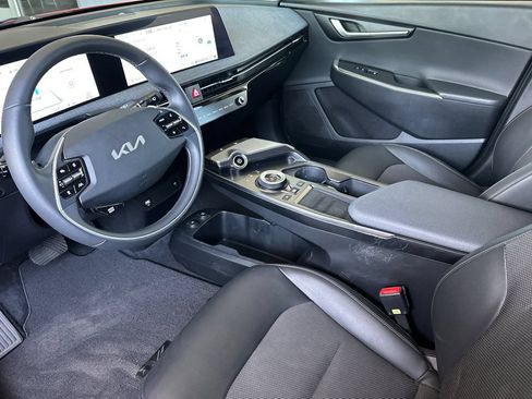 Used 2024 Kia EV6 Light RWD image 7
