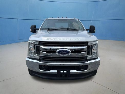 Used 2019 Ford F350 XL w/ STX Appearance Package AWD/4WD image 4