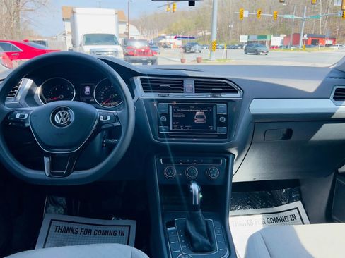 Used 2020 Volkswagen Tiguan S w/ 3rd Row Seat Package image 18