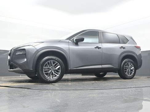 Used 2023 Nissan Rogue S image 27