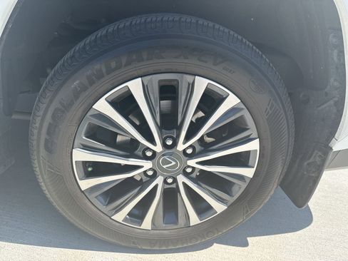 Used 2023 Lexus LX 600 4WD w/ Appearance Package image 6