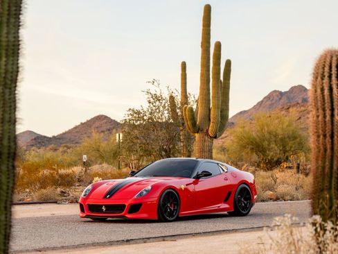 Used 2011 Ferrari 599 GTO RWD image 3