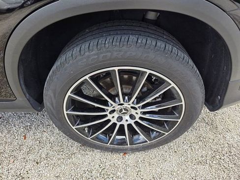 Used 2022 Mercedes-Benz GLC 300 GLC 300 4D Sport Utility image 3