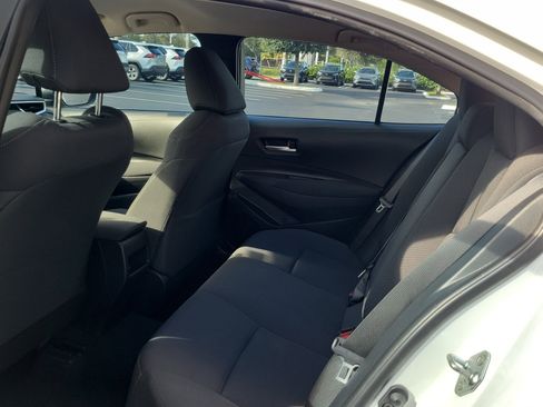 Used 2020 Toyota Corolla LE image 18