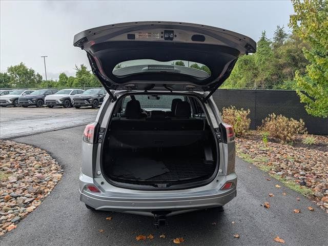 Used 2017 Toyota RAV4 Platinum AWD/4WD image 18