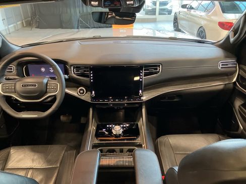 Used 2022 Jeep Wagoneer Series II w/ Premium Group I image 26