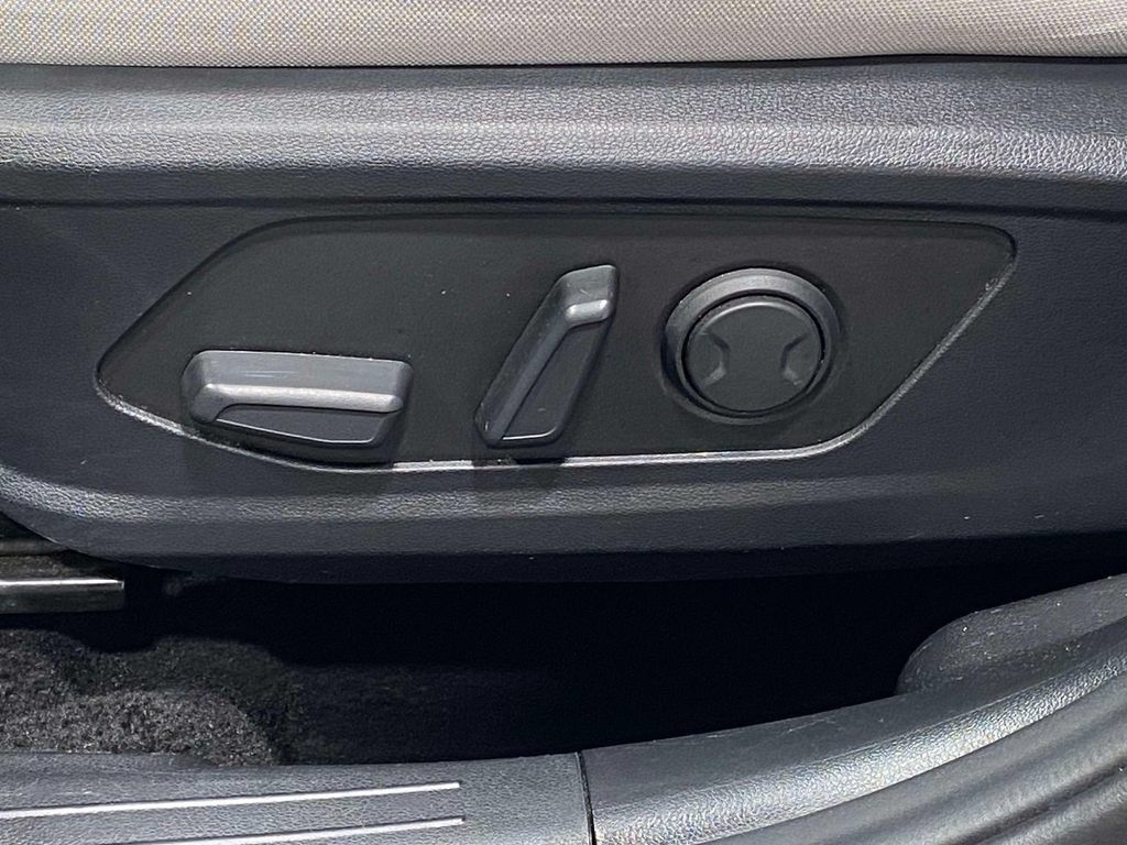 Used 2025 Hyundai Tucson SEL AWD/4WD image 18