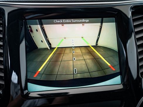 Used 2019 Jeep Cherokee Limited image 31