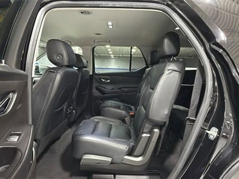 Certified 2020 Chevrolet Traverse LT w/ LPO, Floor Liner Package image 14