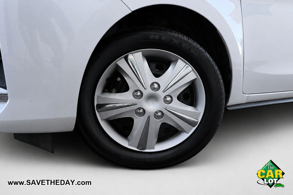 Used 2024 Mitsubishi Mirage ES FWD image 3