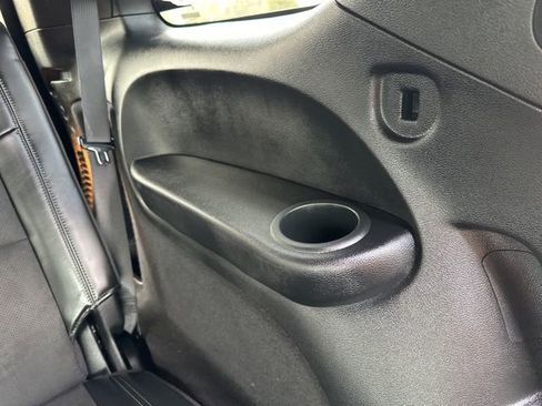 Used 2022 Dodge Durango GT image 36