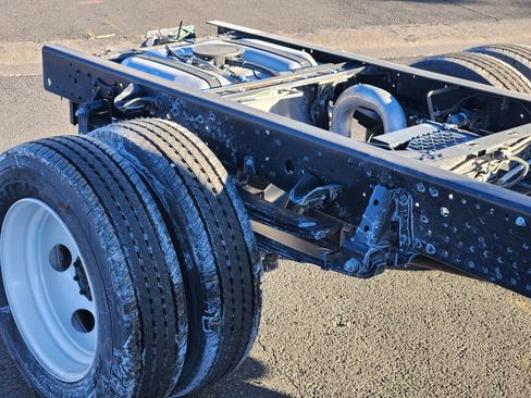 New 2025 Isuzu NQR image 10