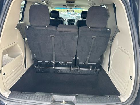 Used 2013 Dodge Grand Caravan SE FWD image 15