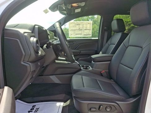 New 2026 Chevrolet Colorado Trail Boss AWD/4WD image 9