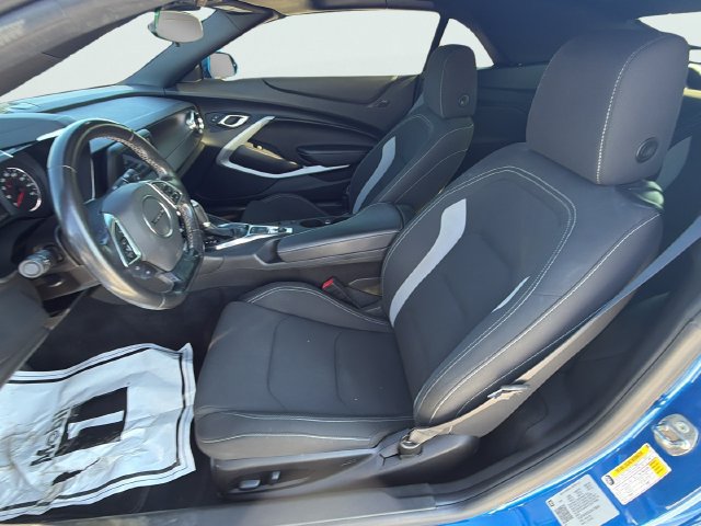 Used 2018 Chevrolet Camaro LT RWD image 16