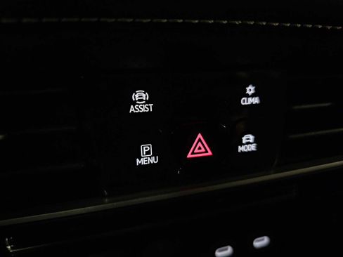 New 2026 Volkswagen Atlas Cross Sport SE image 31