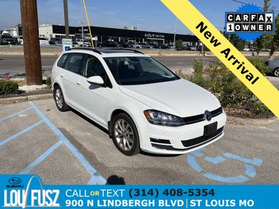 Used 2016 Volkswagen Golf SE w/ Lighting Package