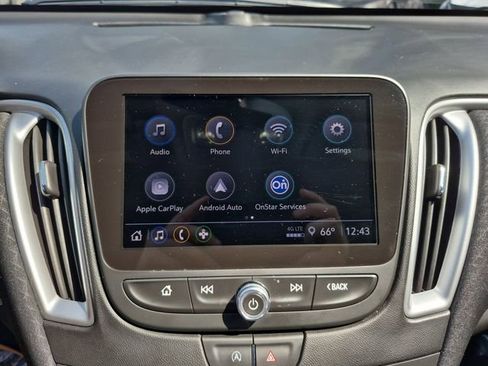 Used 2022 Chevrolet Malibu LS FWD image 21