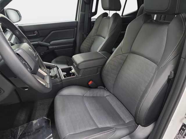 Certified 2025 Toyota 4Runner TRD Off-Road Premium w/ Tow Technology Package AWD/4WD image 11