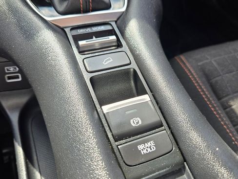 Used 2023 Honda HR-V Sport image 20