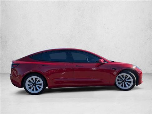 Used 2021 Tesla Model 3 Standard Range Plus RWD image 4