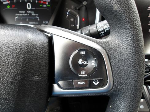 Used 2017 Honda CR-V EX image 17