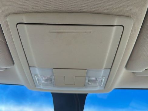 Used 2018 Ford Taurus SEL w/ Equipment Group 201A FWD image 35