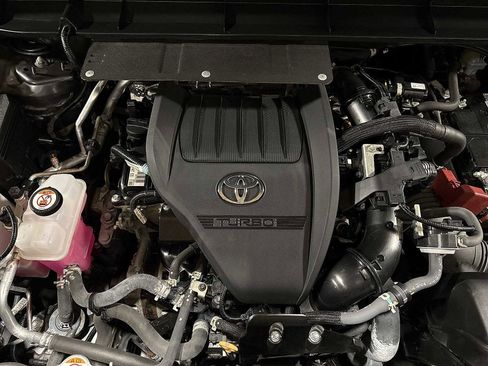 Used 2023 Toyota Highlander XSE image 12