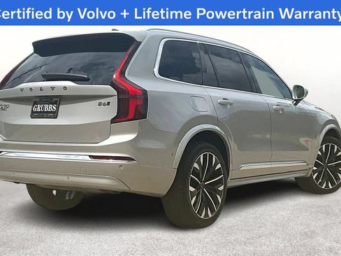 Used 2025 Volvo XC90 B6 Plus AWD/4WD image 2