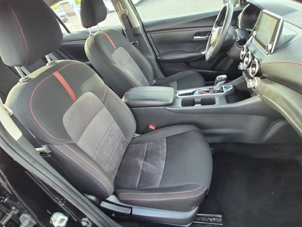Used 2025 Nissan Sentra SR w/ Midnight Edition FWD image 26