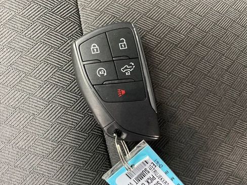 Certified 2024 GMC Sierra 1500 Elevation image 25