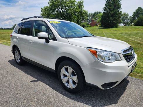 Used 2015 Subaru Forester 2.5i Premium w/ Popular Package #2 AWD/4WD image 4