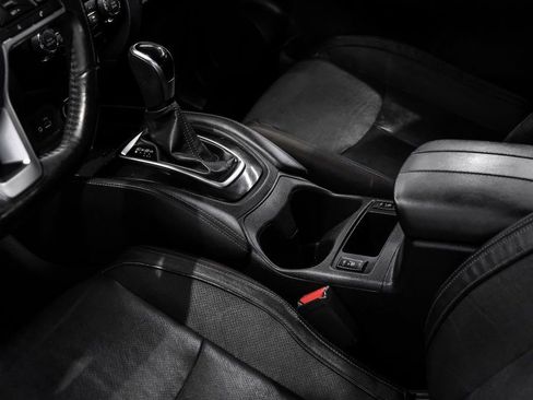 Used 2019 Nissan Rogue Sport SL w/ Premium Package image 28