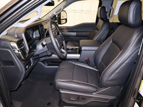 New 2026 Ford F350 Lariat w/ Black Appearance Package AWD/4WD image 12