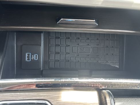 Used 2024 Ford Expedition Limited AWD/4WD image 25