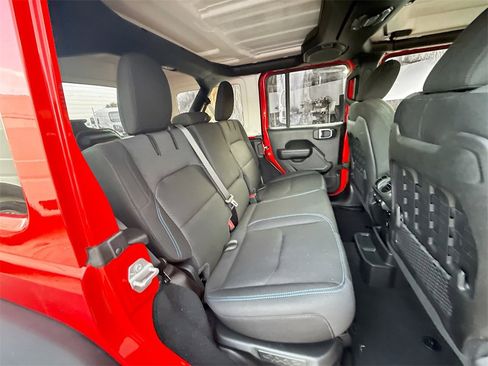 Used 2022 Jeep Wrangler Unlimited Rubicon 4xe w/ Safety Group image 33