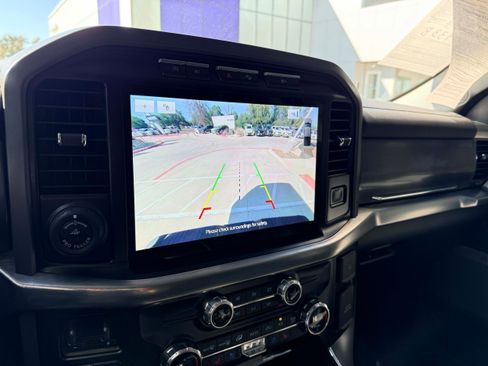 Used 2021 Ford F150 Lariat w/ Max Trailer Tow Package image 20