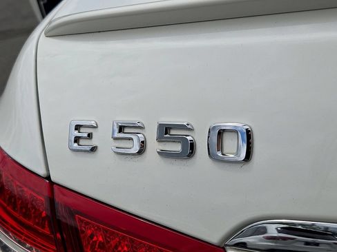 Used 2011 Mercedes-Benz E 550 Cabriolet image 31