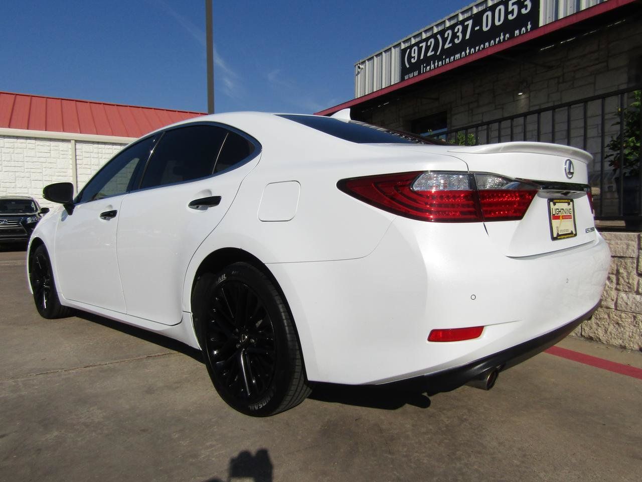 Used 2015 Lexus ES 350 FWD image 3
