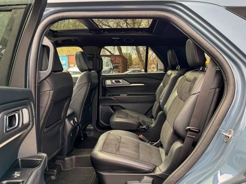 Certified 2025 Ford Explorer ST AWD/4WD image 27