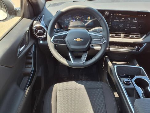 New 2026 Chevrolet Equinox LT FWD image 12