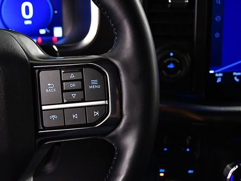 Used 2025 Ford F150 Platinum AWD/4WD image 22