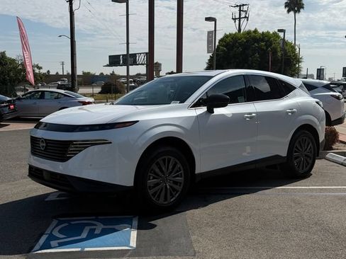 New 2026 Nissan Murano SL AWD/4WD image 3