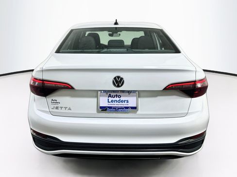 Used 2023 Volkswagen Jetta Sport FWD image 6