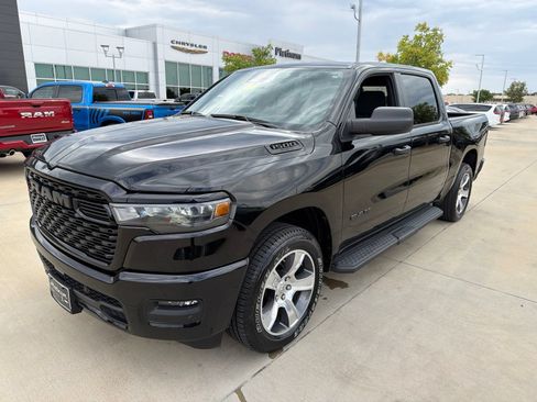 Used 2025 RAM 1500 Tradesman AWD/4WD image 9