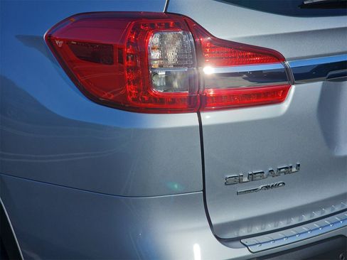 Certified 2022 Subaru Ascent Limited w/ Technology Package image 38