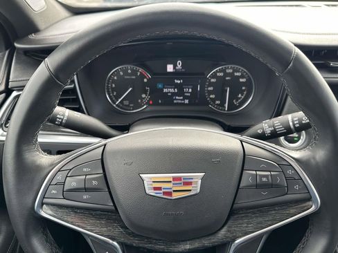 Certified 2023 Cadillac XT5 Premium Luxury image 24